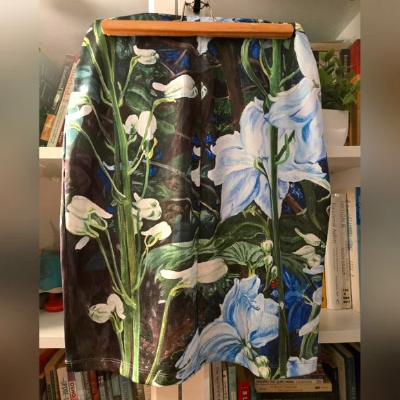 ✨️HOST PICK✨️ 🇨🇦 Made in Montreal NWOT Le Galeriste Floral StretchPencil Skirt - Picture 4 of 6